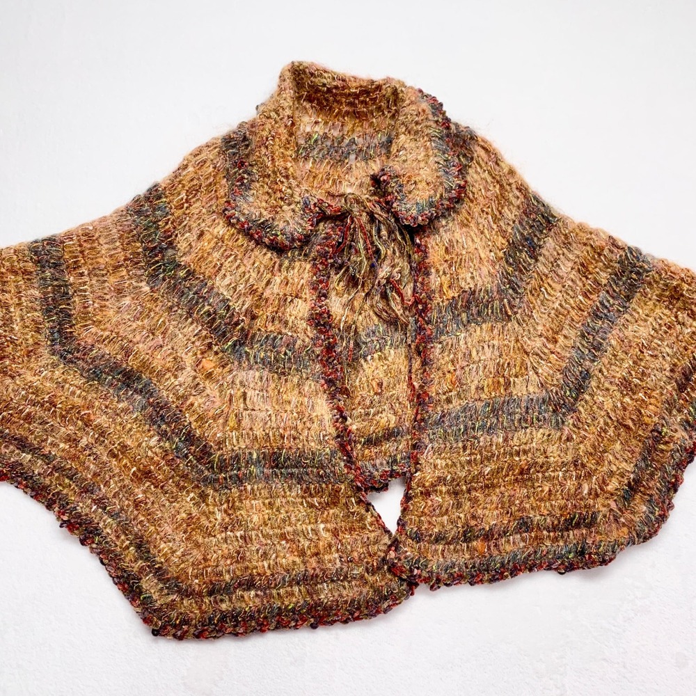 Handmade Vintage Style Crochet Poncho Womens OS‎ Gold Knit Capelet Tie Front